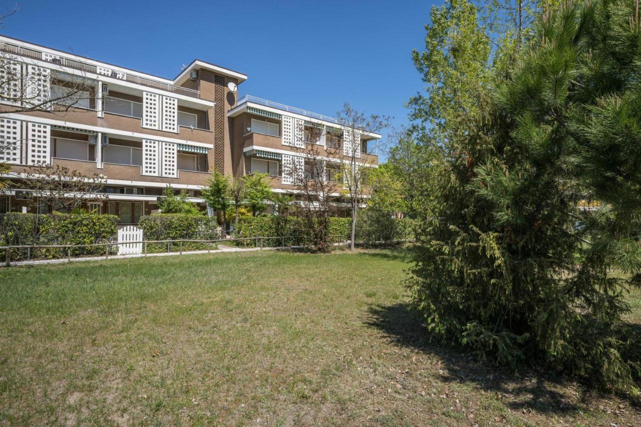 Residence Sea Бібіоне Екстер'єр фото